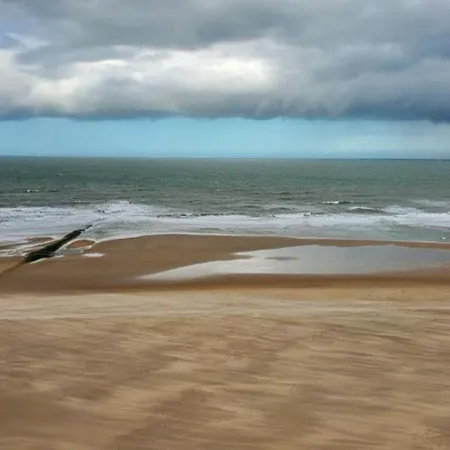 In Near North Sea شقة *